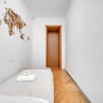 Apartament Spacious Stylish In Centre