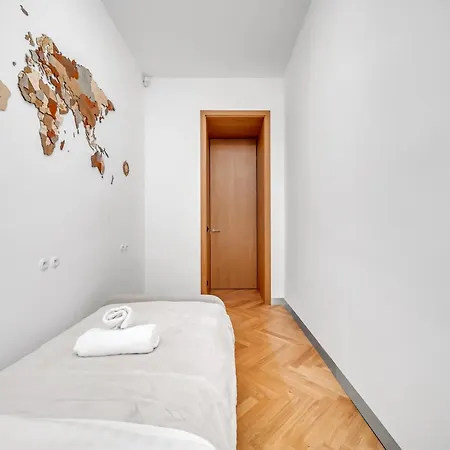 דירה Spacious Stylish In Centre