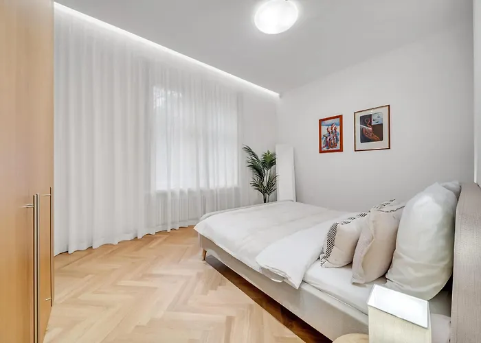 Apartament Spacious Stylish In Centre Bratysława