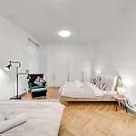 Spacious Stylish In Centre * Bratislava